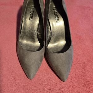 Moda Tan Heels Sleek Design